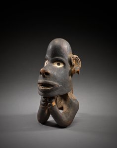 Cabeça de proa de proa de canoa, carro novo, Nova Geórgia, Ilhas Salomão, de início até meados dos anos 1800 (madeira e casca)